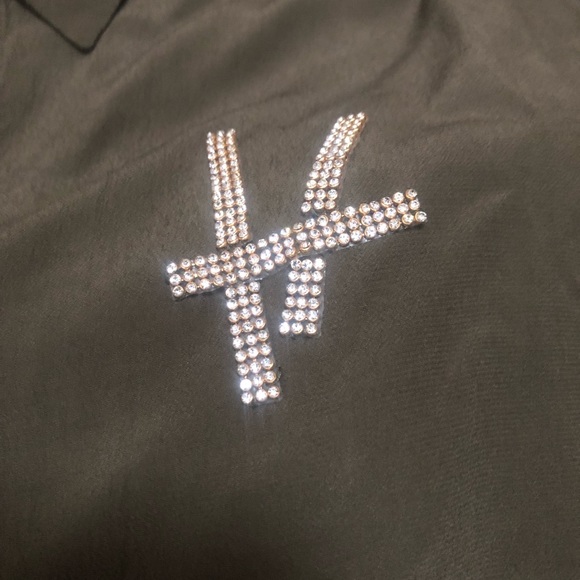 Beautiful olive blouse tunic w rhinestone detail - Picture 2 of 3